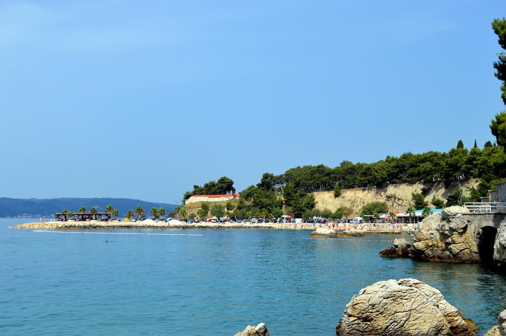 Apartment Lju On The Beach Split Exterior photo