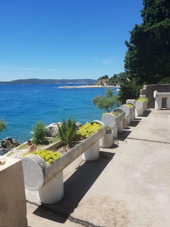 Apartment Lju On The Beach Split Exterior photo